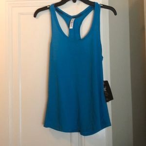 Brand new with tags Women’s tank Under Armour Sz S